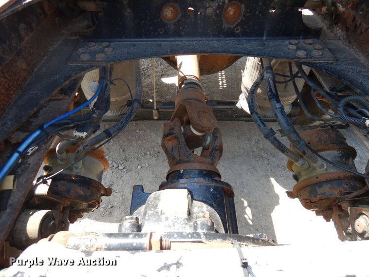 image for item KK9128 2007 Volvo VNL  semi truck