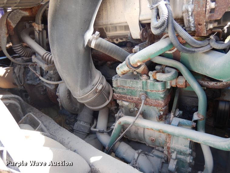 image for item KK9128 2007 Volvo VNL  semi truck