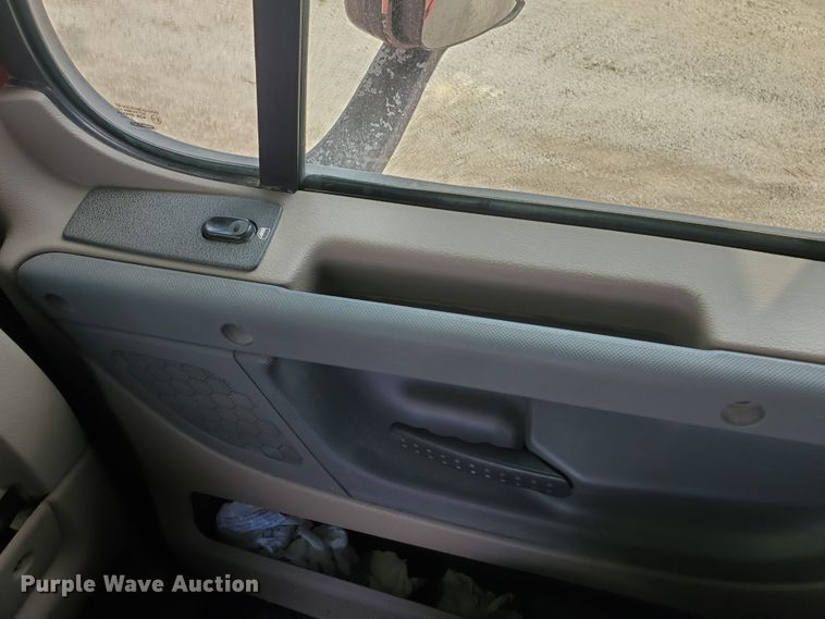 image for item KK9379 2013 Freightliner Cascadia 125  semi truck