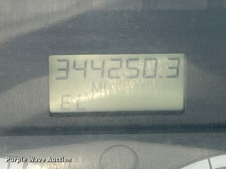 image for item KK9448 2008 Freightliner Columbia 120  semi truck