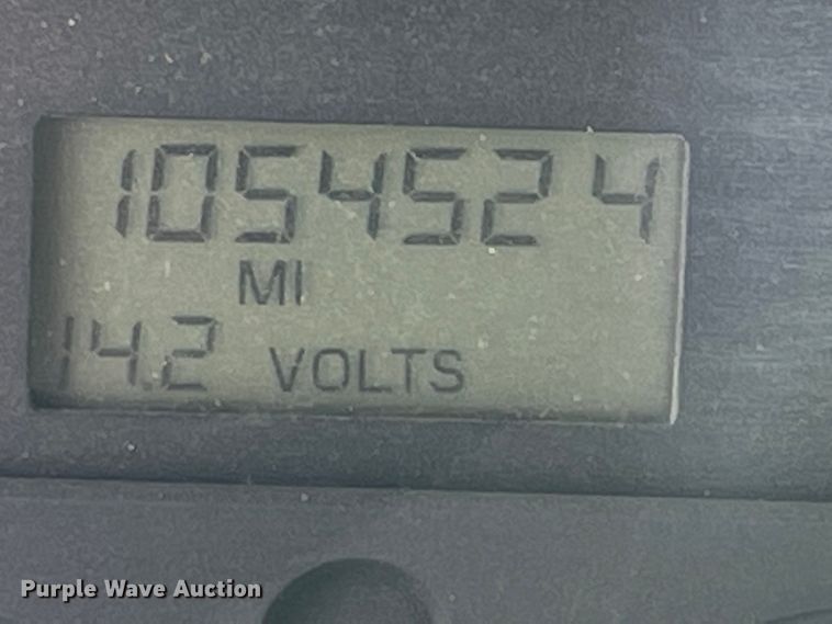 image for item KK9505 2005 Freightliner Columbia 120  semi truck