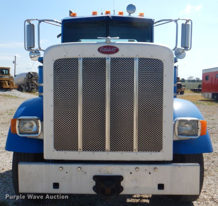 image for item KW9847 2008 Peterbilt 367  semi truck