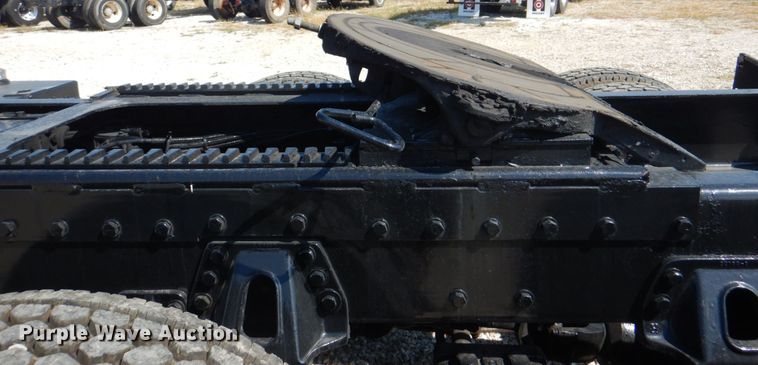 image for item KW9847 2008 Peterbilt 367  semi truck