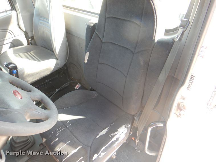 image for item KW9847 2008 Peterbilt 367  semi truck