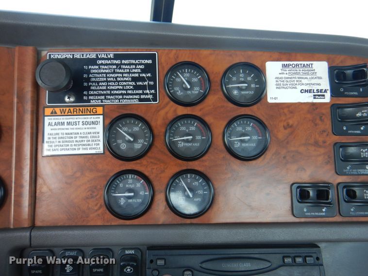 image for item KW9847 2008 Peterbilt 367  semi truck