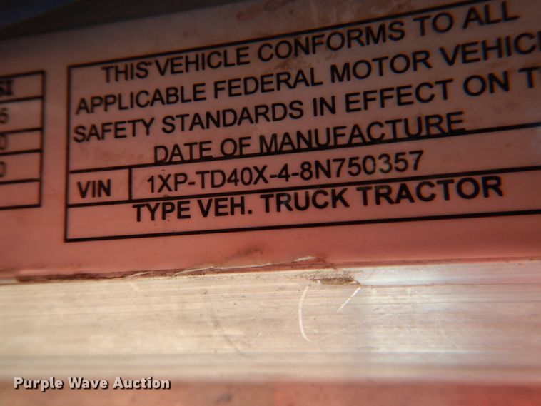 image for item KW9847 2008 Peterbilt 367  semi truck