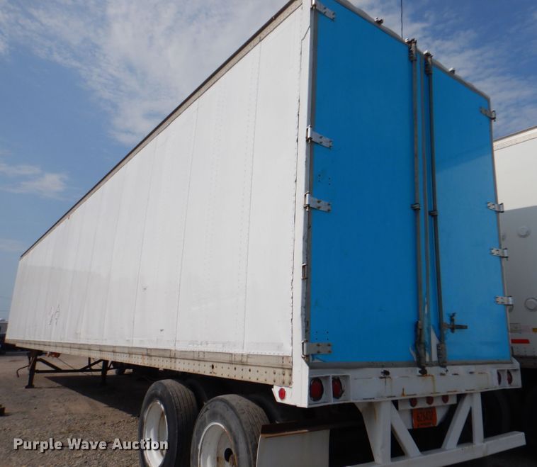image for item KW9867 1995 Strick  dry van trailer