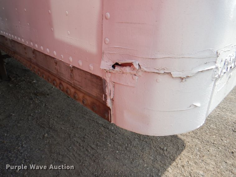 image for item KW9867 1995 Strick  dry van trailer