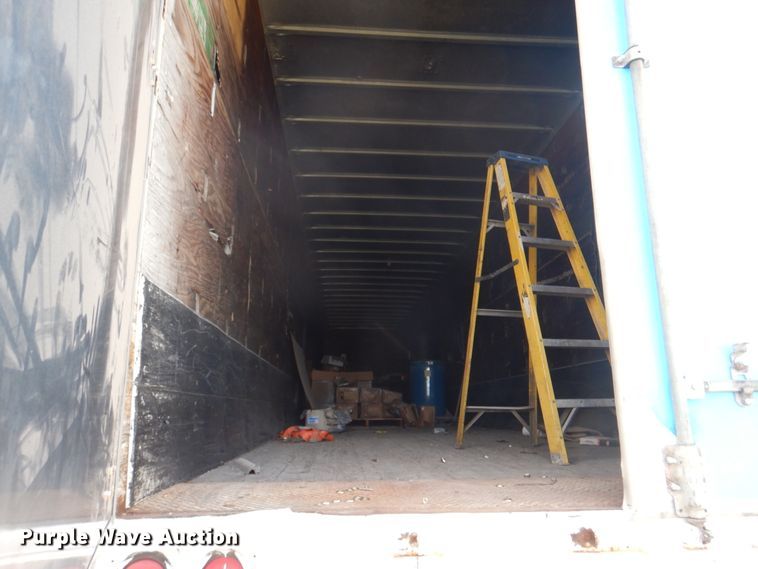 image for item KW9867 1995 Strick  dry van trailer