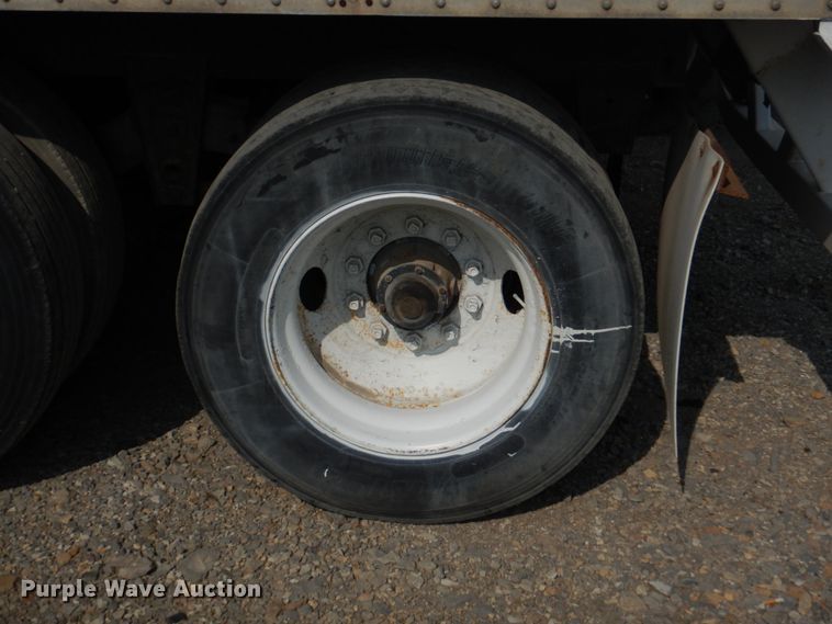 image for item KW9867 1995 Strick  dry van trailer