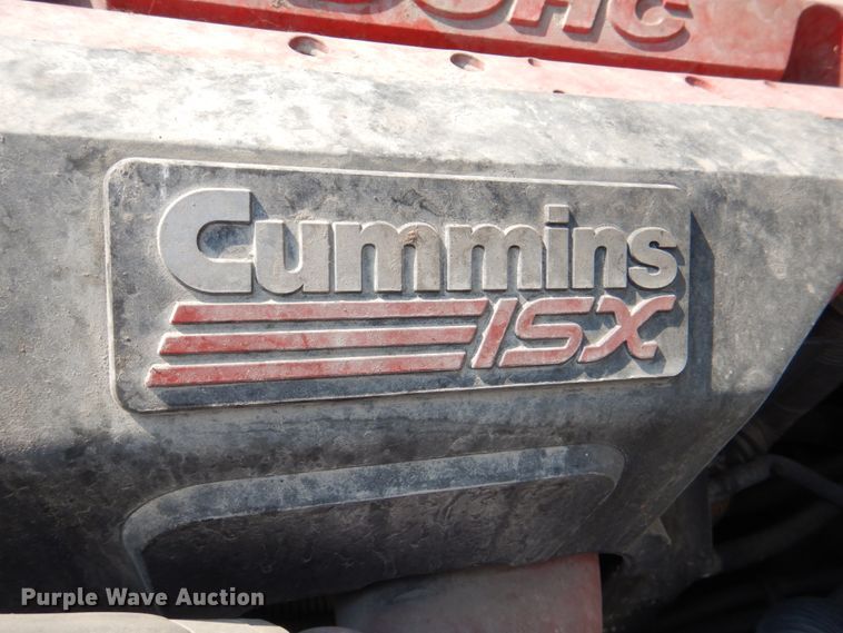 image for item KW9884 2002 Volvo VNL  semi truck