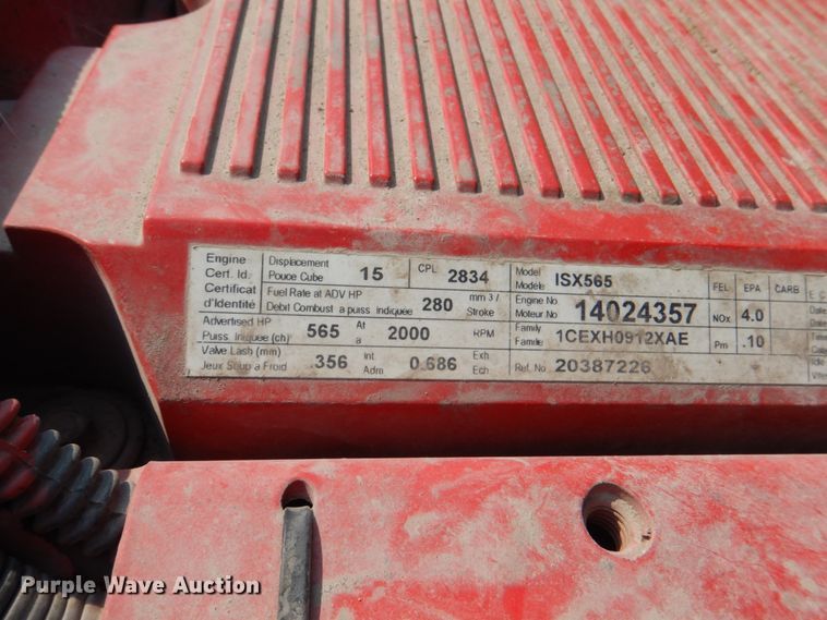 image for item KW9884 2002 Volvo VNL  semi truck