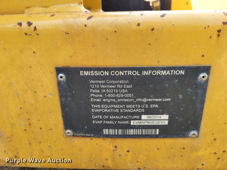 image for item BY9380 2015 Vermeer BC700XL  wood chipper