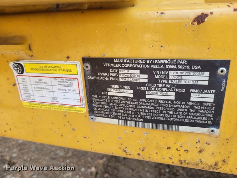 image for item BY9380 2015 Vermeer BC700XL  wood chipper