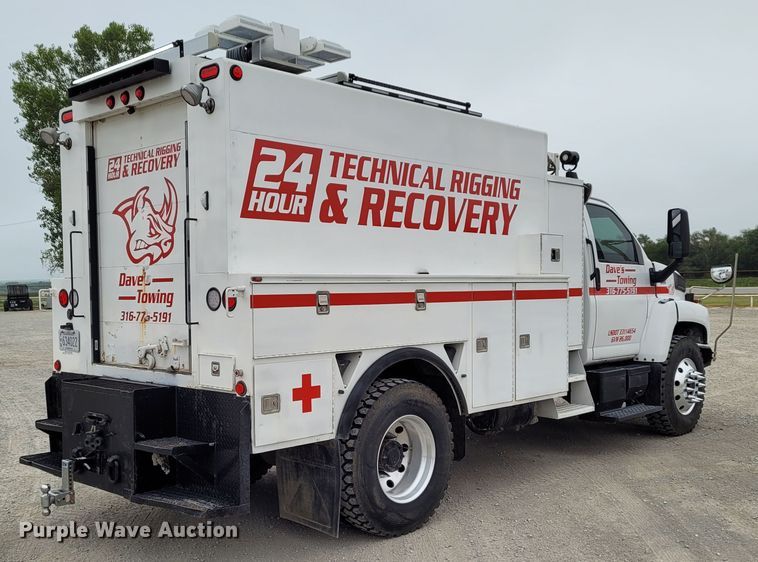 image for item BY9450 2009 GMC C7500  utility / service truck