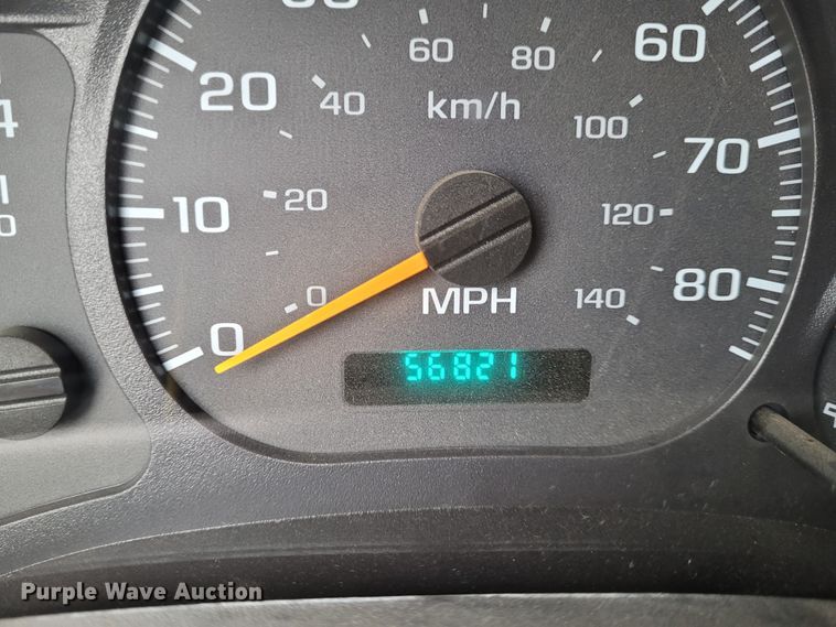 image for item BY9450 2009 GMC C7500  utility / service truck