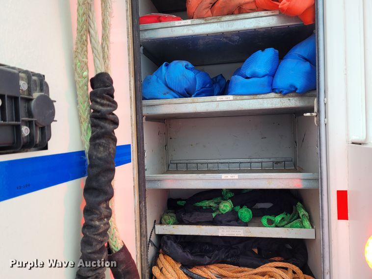 image for item BY9450 2009 GMC C7500  utility / service truck