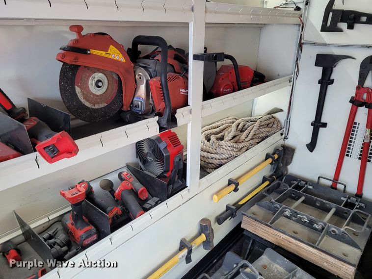 image for item BY9450 2009 GMC C7500  utility / service truck