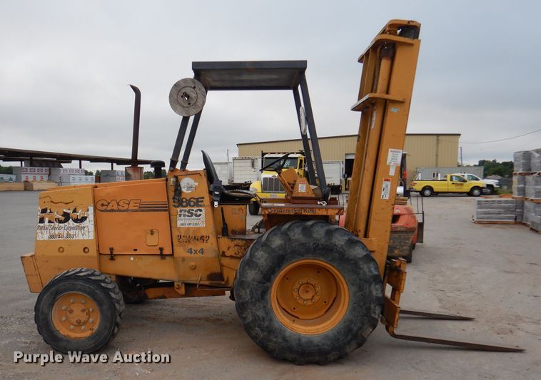 image for item DA5350 Case 586E  forklift