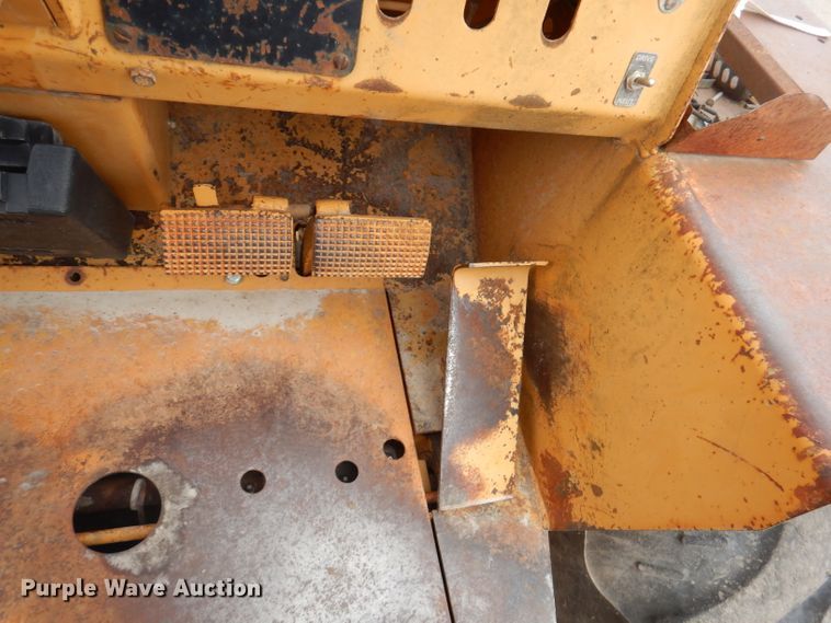 image for item DA5350 Case 586E  forklift