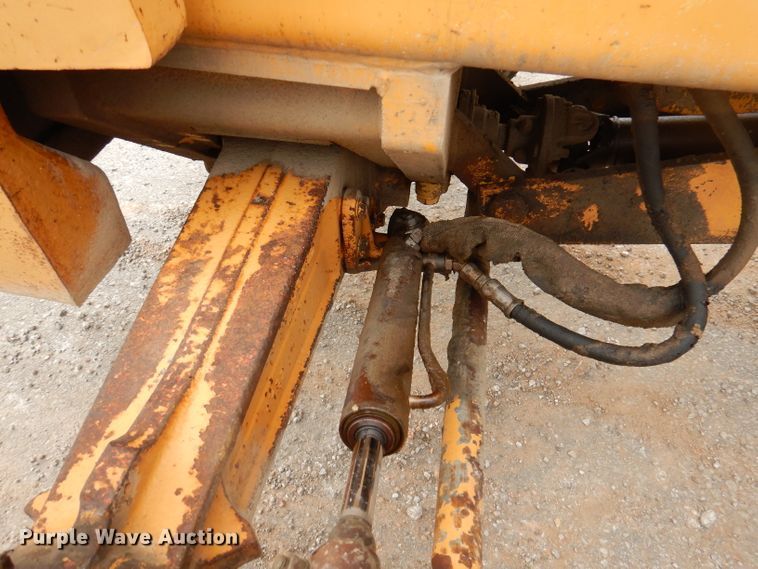 image for item DA5350 Case 586E  forklift