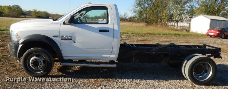 image for item DD6696 2016 Dodge Ram 5500  truck cab and chassis