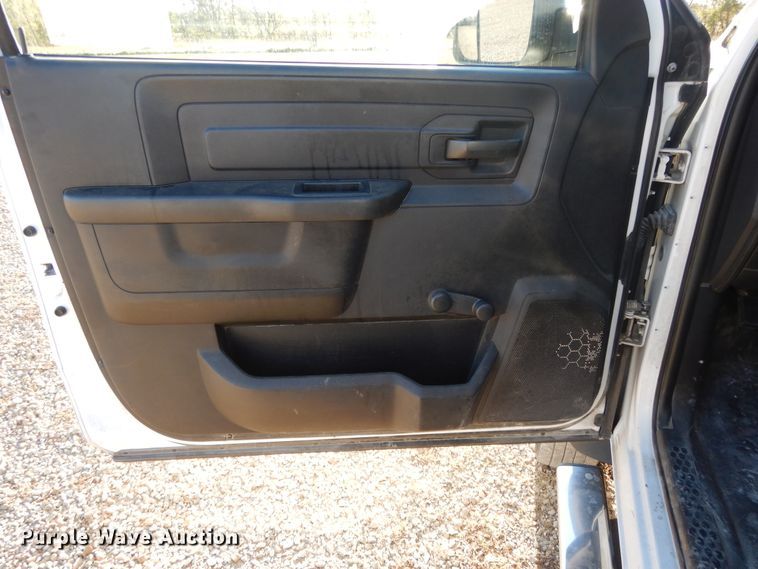 image for item DD6696 2016 Dodge Ram 5500  truck cab and chassis