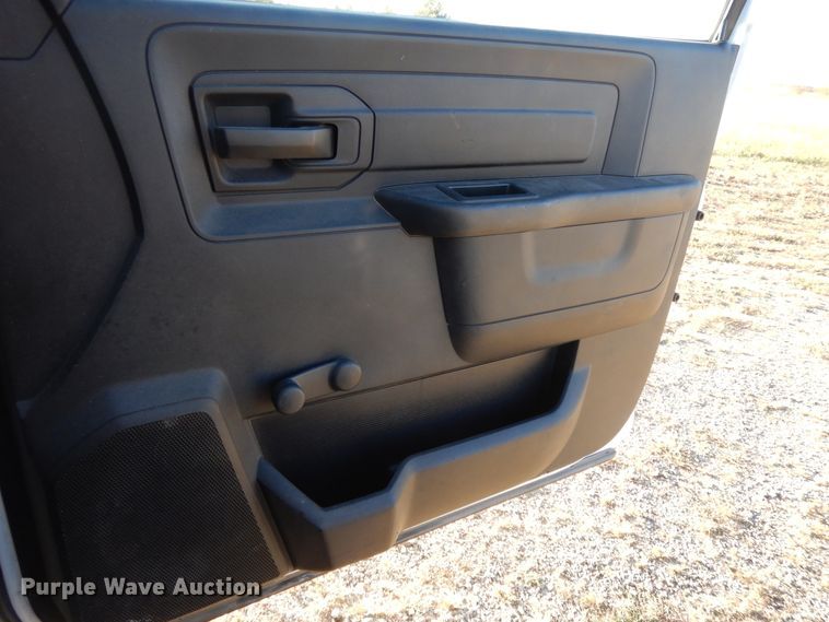 image for item DD6696 2016 Dodge Ram 5500  truck cab and chassis