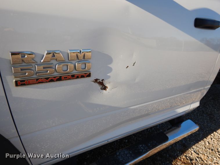 image for item DD6696 2016 Dodge Ram 5500  truck cab and chassis