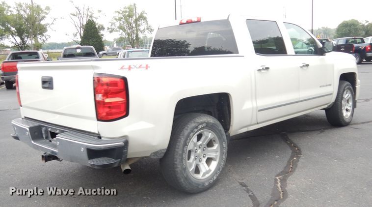 image for item DG0857 2015 Chevrolet Silverado 1500  Crew Cab pickup truck