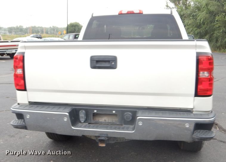 image for item DG0857 2015 Chevrolet Silverado 1500  Crew Cab pickup truck