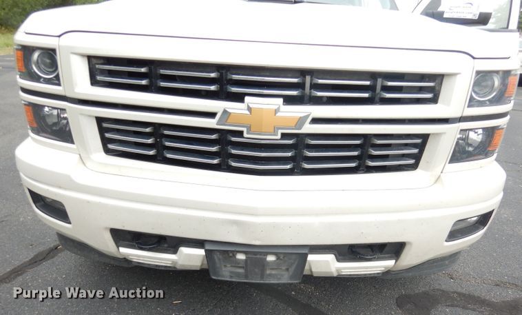 image for item DG0857 2015 Chevrolet Silverado 1500  Crew Cab pickup truck