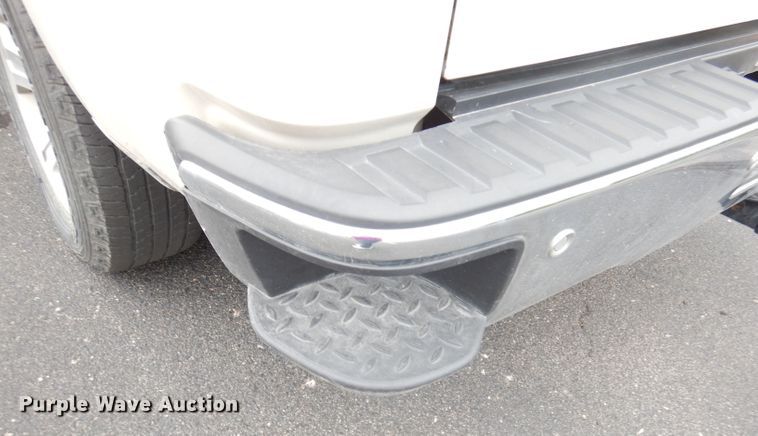 image for item DG0857 2015 Chevrolet Silverado 1500  Crew Cab pickup truck