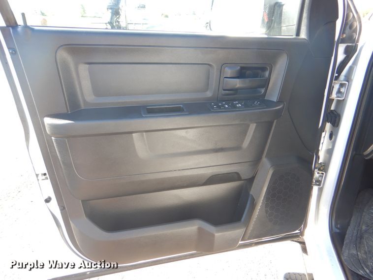 image for item DG1684 2014 Dodge Ram 1500  Quad Cab pickup truck