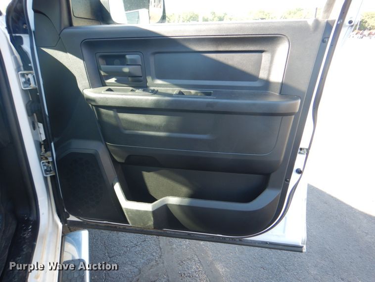 image for item DG1684 2014 Dodge Ram 1500  Quad Cab pickup truck