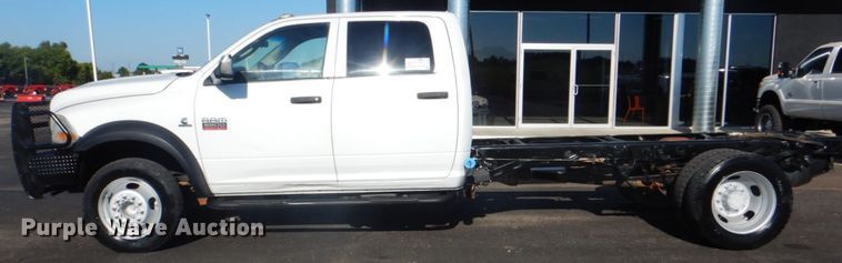 image for item DG1685 2011 Dodge Ram 5500HD  Crew Cab truck cab and chassis