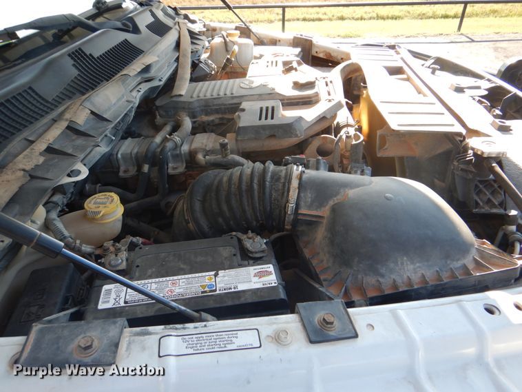 image for item DG1685 2011 Dodge Ram 5500HD  Crew Cab truck cab and chassis