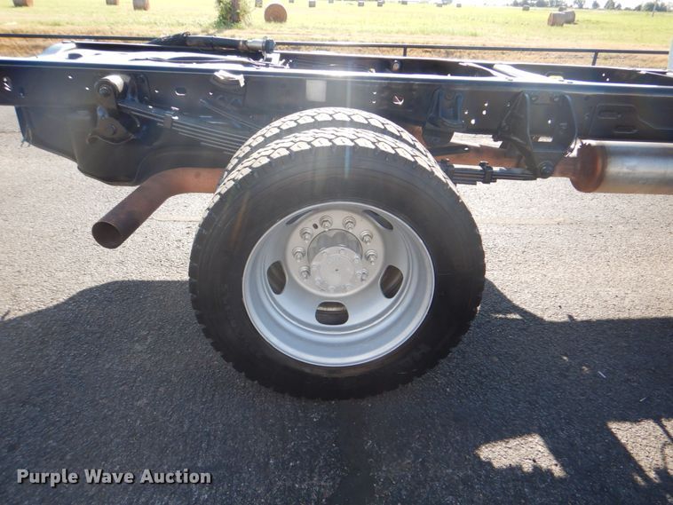 image for item DG1685 2011 Dodge Ram 5500HD  Crew Cab truck cab and chassis