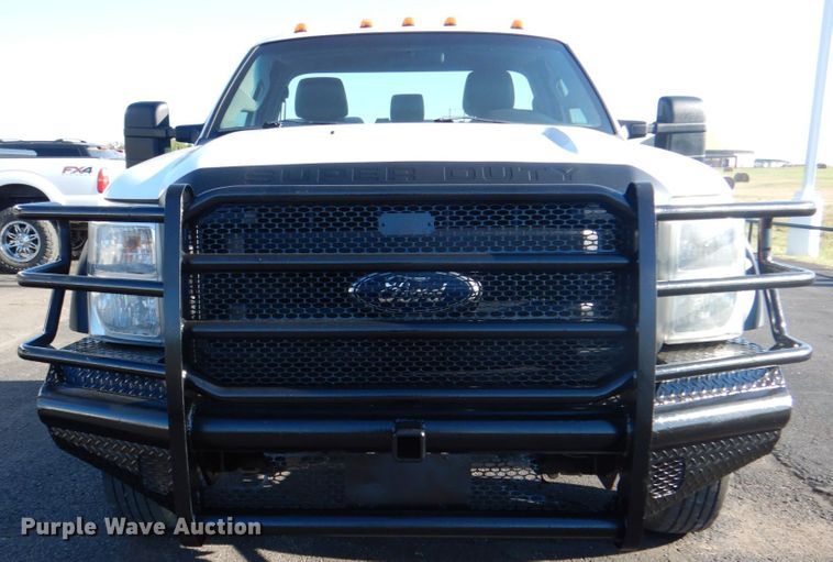 image for item DG1687 2011 Ford F450 Super Duty XL  truck cab and chassis