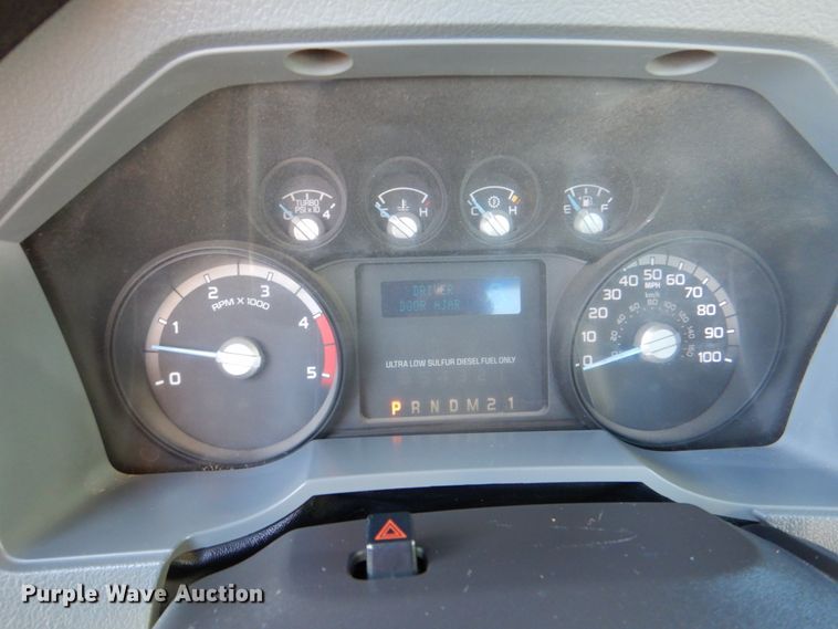 image for item DG1687 2011 Ford F450 Super Duty XL  truck cab and chassis