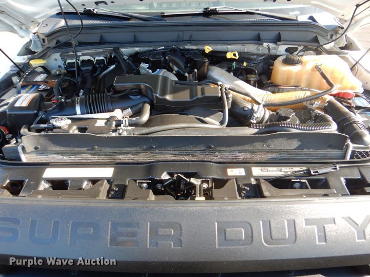 image for item DG1687 2011 Ford F450 Super Duty XL  truck cab and chassis