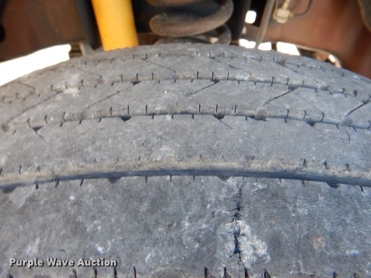 image for item DG1687 2011 Ford F450 Super Duty XL  truck cab and chassis