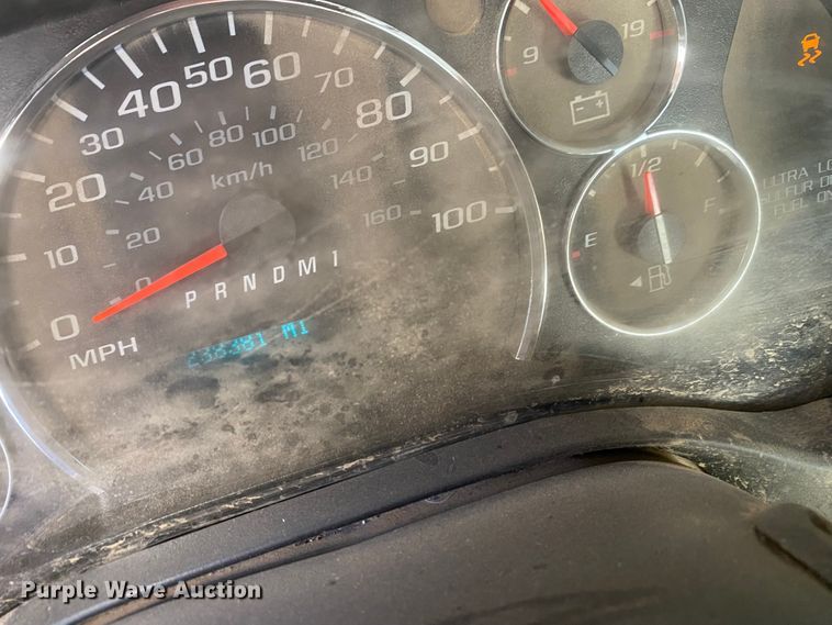 image for item DG1693 2009 Chevrolet Express 3500  box truck