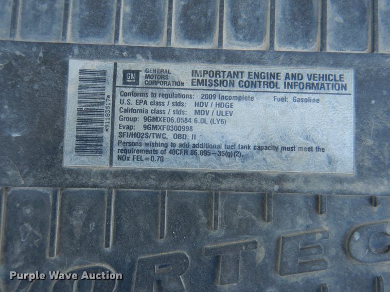 image for item DG1693 2009 Chevrolet Express 3500  box truck