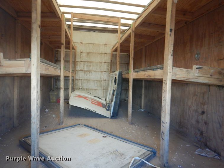 image for item DG1693 2009 Chevrolet Express 3500  box truck