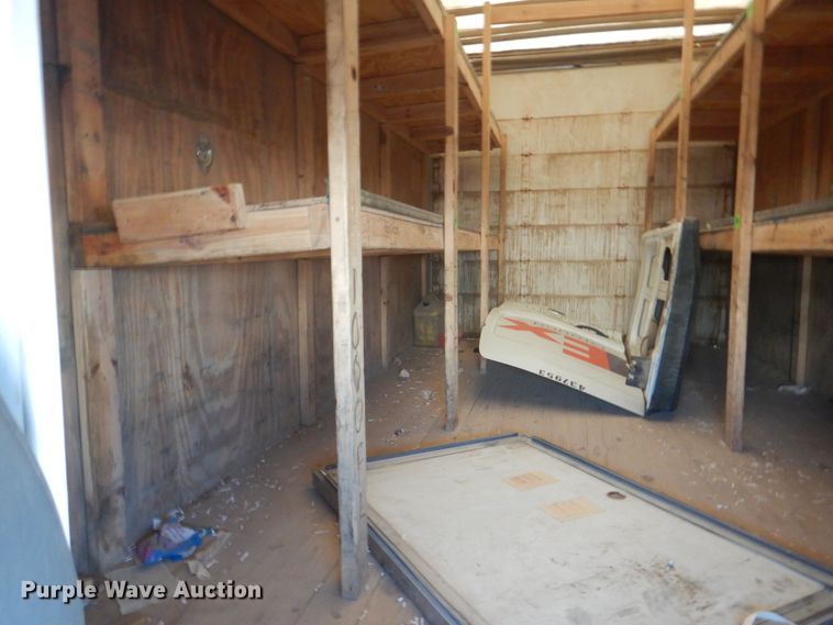 image for item DG1693 2009 Chevrolet Express 3500  box truck