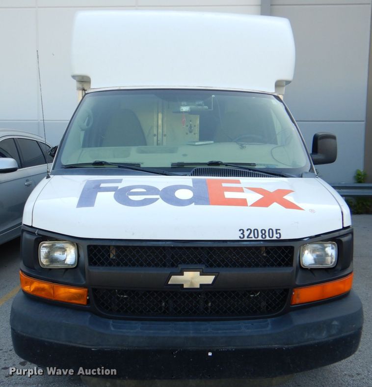 image for item DG1694 2014 Chevrolet Express G3500  box truck