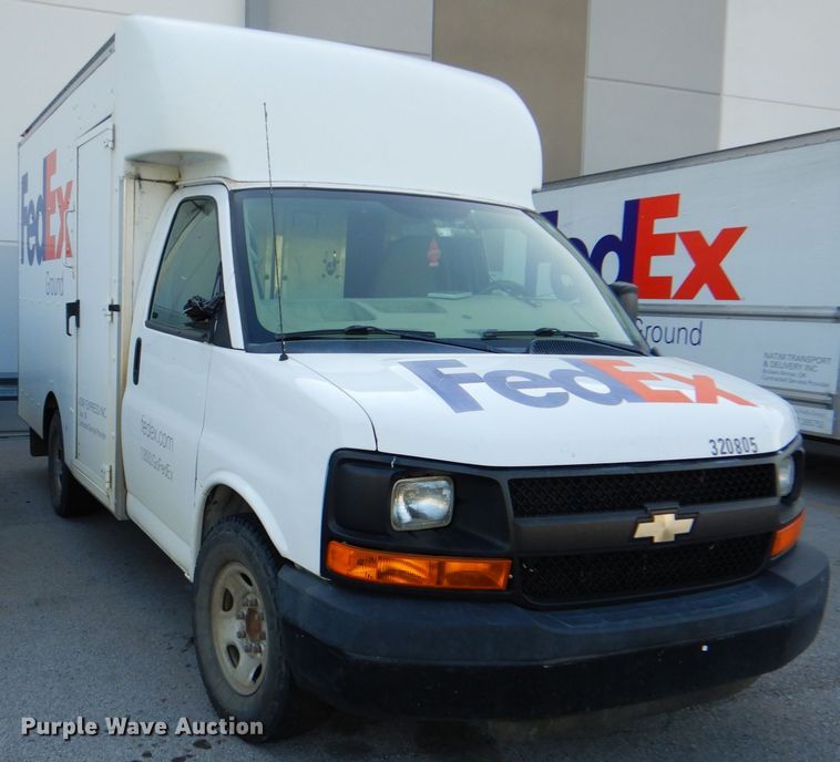 image for item DG1694 2014 Chevrolet Express G3500  box truck