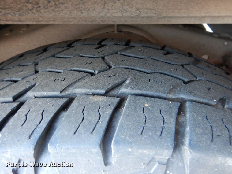 image for item DG1694 2014 Chevrolet Express G3500  box truck