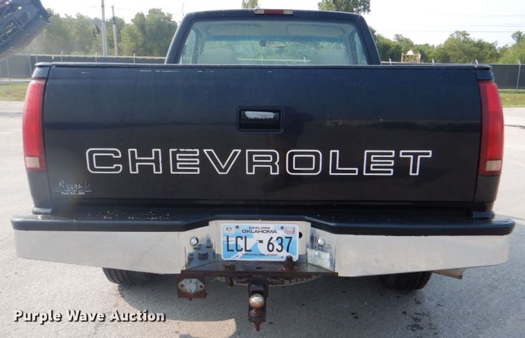 image for item DG1700 1996 Chevrolet 1500  pickup truck